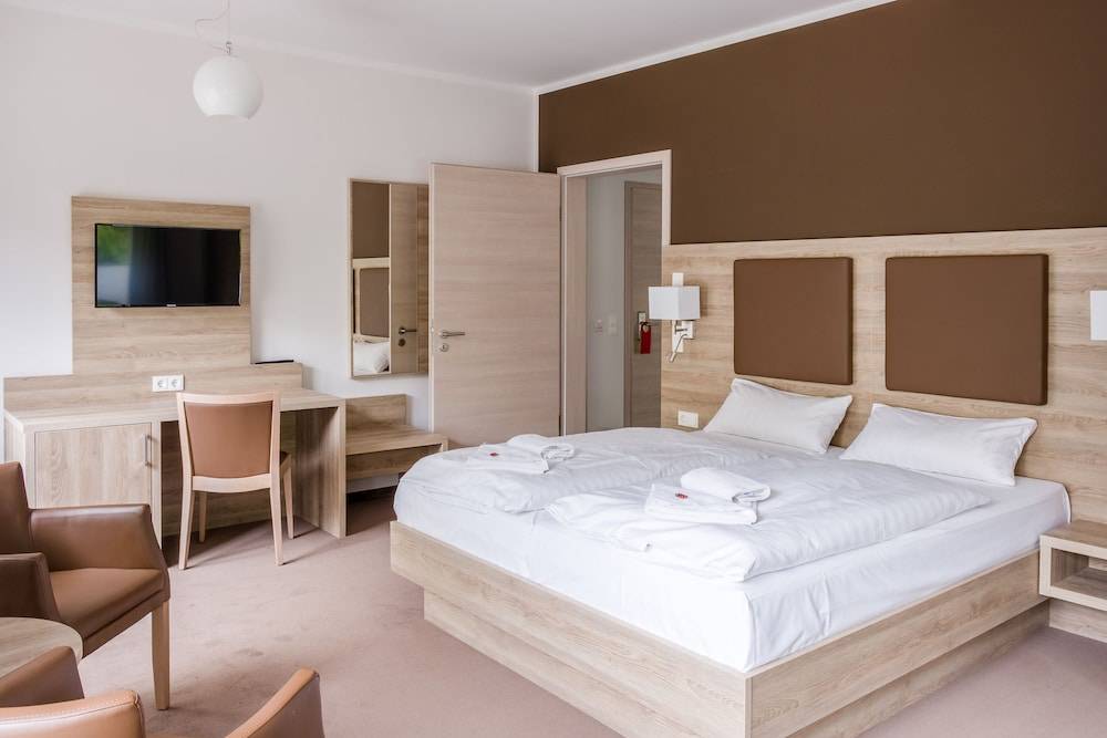 Hotel zur Ostsee 1