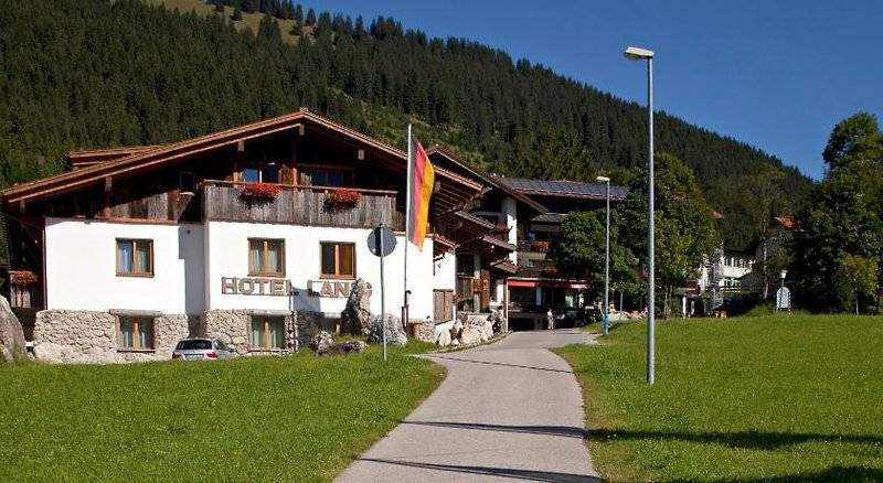 LANIG Hotel Resort&Spa - Wellness und Feinschmeckerhotel - family owned and managed 1