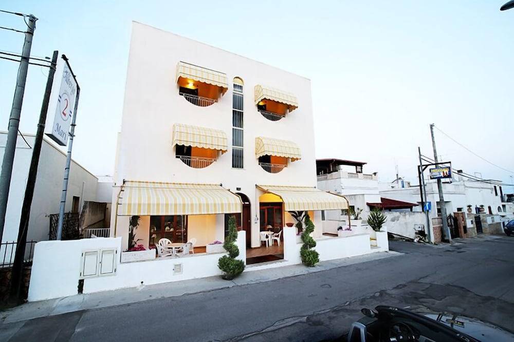 Albergo 2 Mari 1