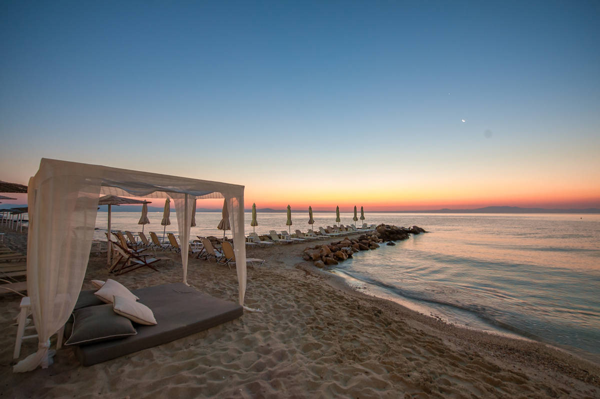 White Suites Resort- Adults Only Hotel 1