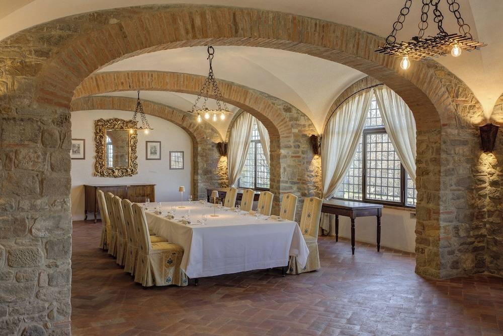 Castello di Montemasso B&B 1