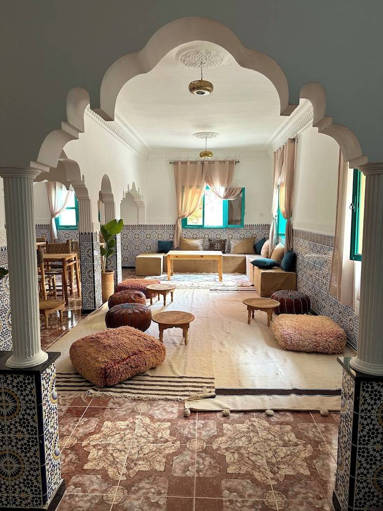 Dar Al-Andalus 1