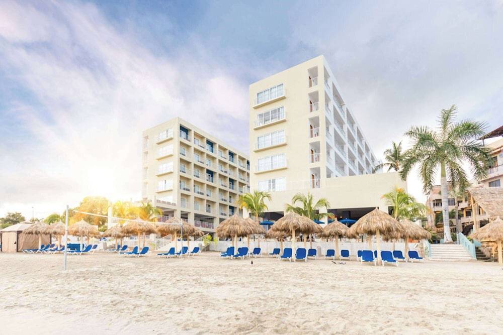 Decameron La Marina Guayabitos, Ramada All Inclusive Resort 1
