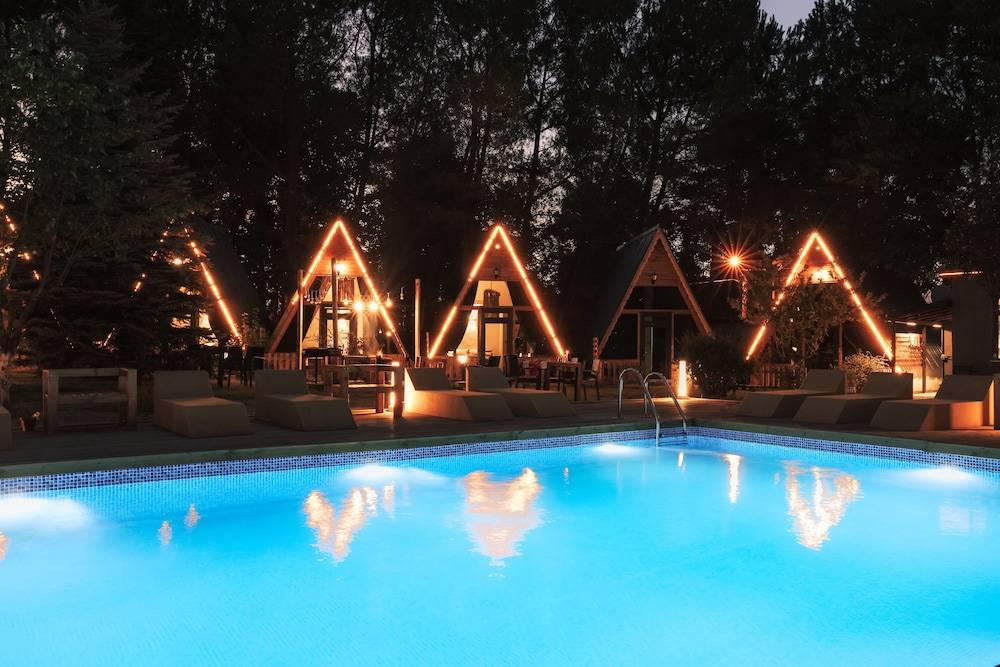 Sapanca Taş Ev & Bungalow 1