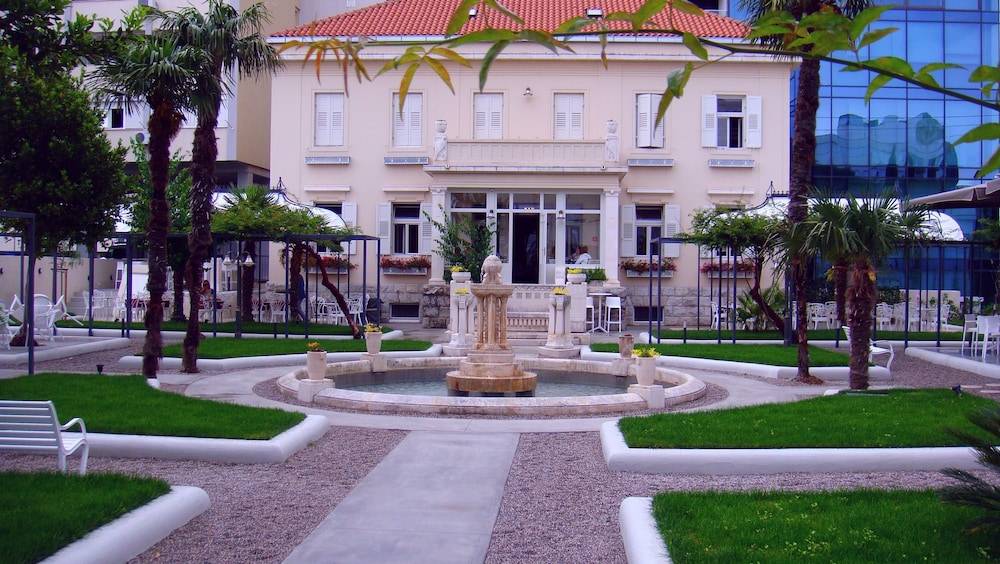 Villa Toncic 1