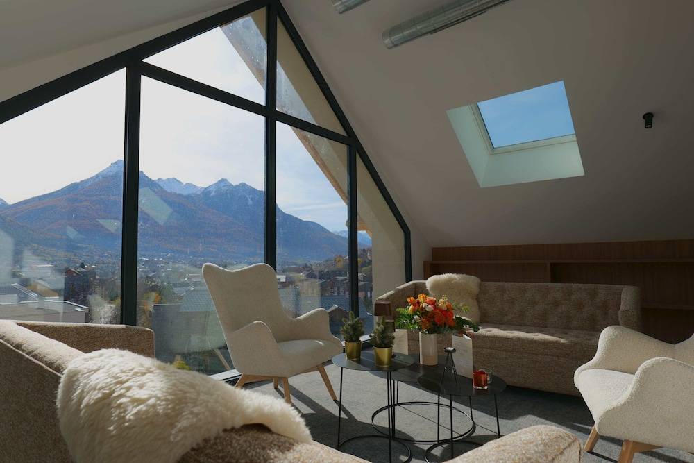 Garrigae Caserne de Briançon & SPA Cinq Mondes 1