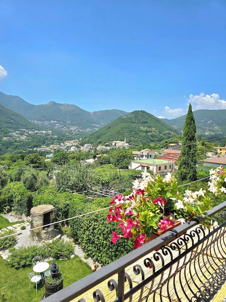 Tramonti Divini - Amalfi Coast Country House 1