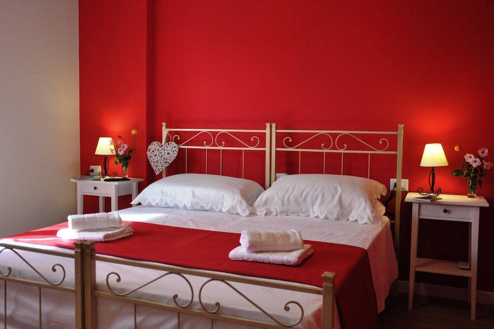 Marcella House - Suites near the beach 1