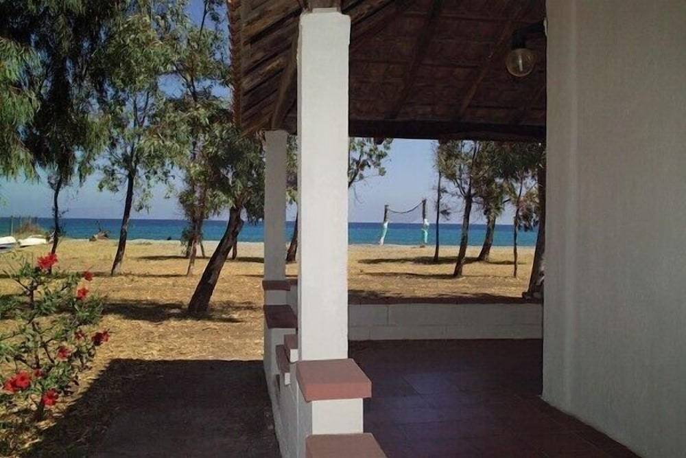 Patti Beach Resort 1