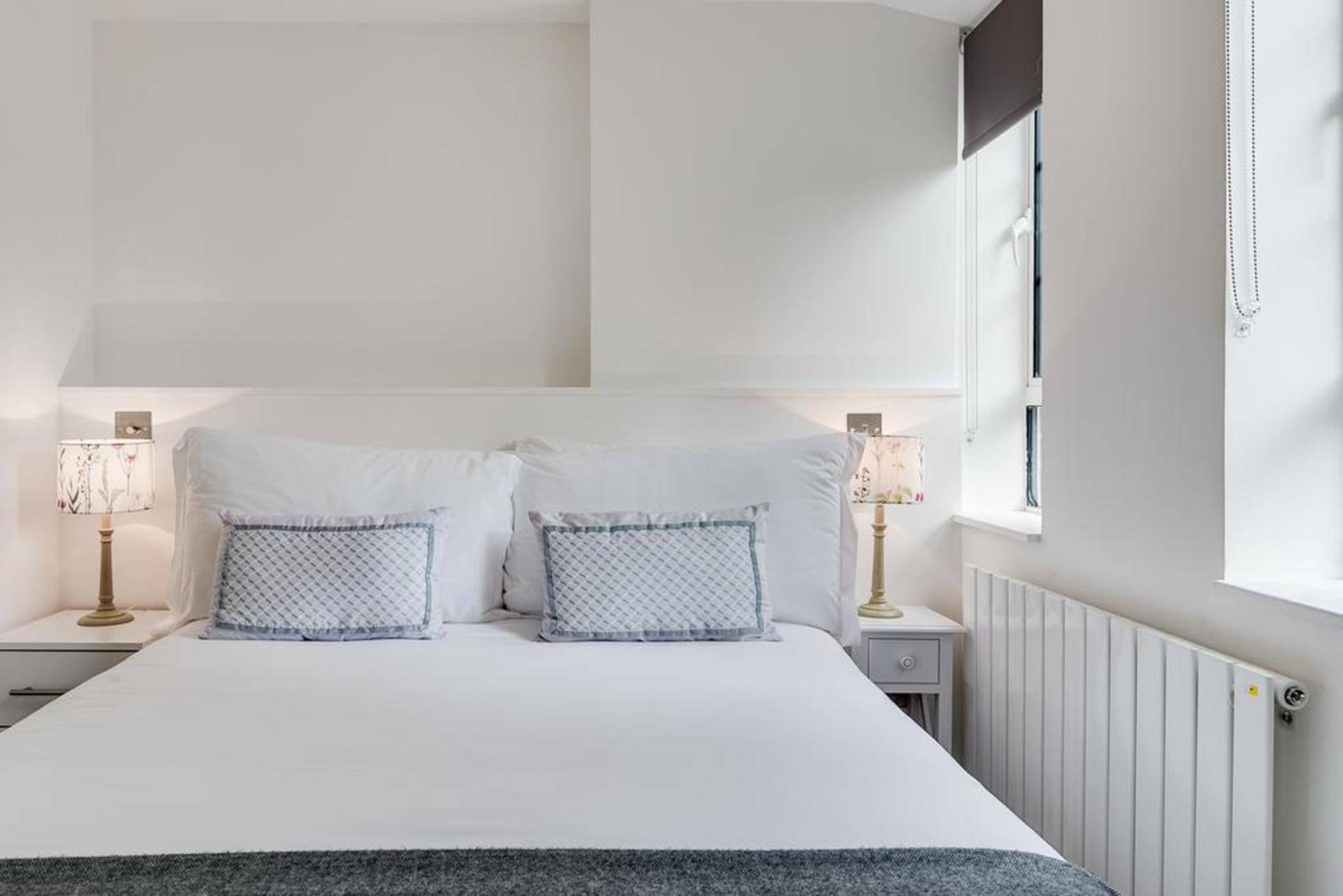 Nell Gwynn House Apartments 1