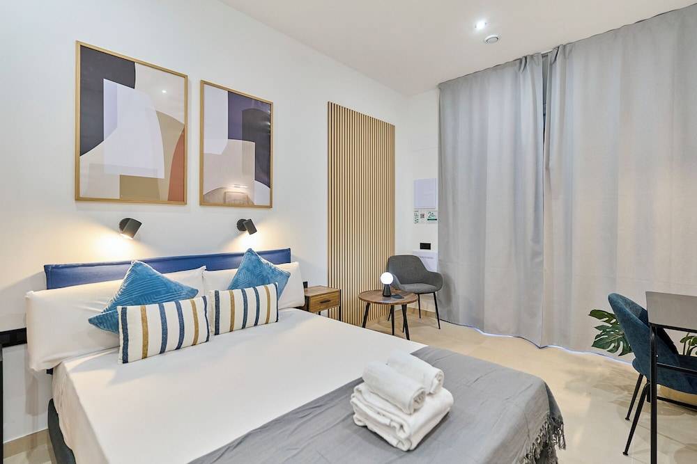 Sant Adrià Urban Suites by gaiarooms 1