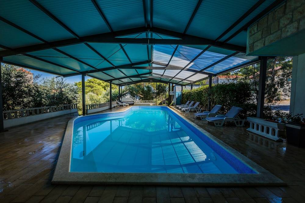 HOTEL SVETI KRIZ 1