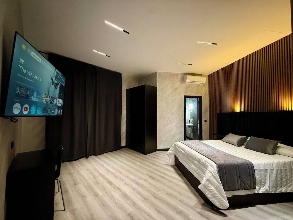 Hotel Reset 1