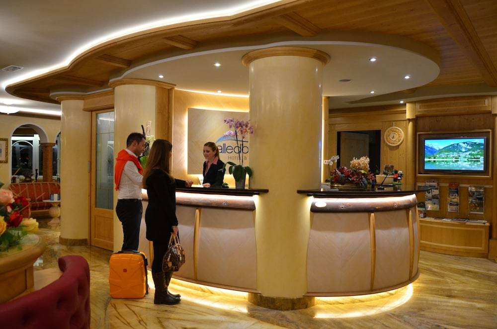 Alledolomiti Boutique Lake Hotel - Adults friendly 2
