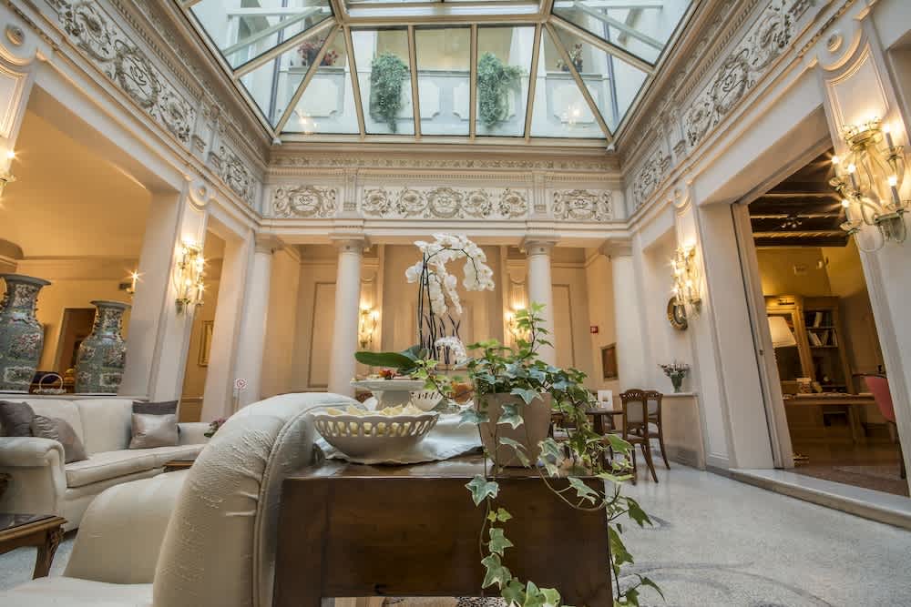 Hotel Corona d'Oro 1890 2