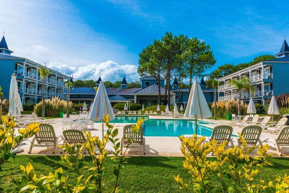 Howard Johnson Hotel & Conv Ctr Madariaga - Cariló 2