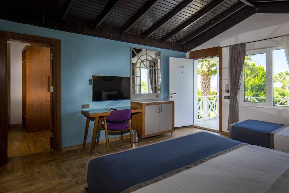Adella Beach Resort Hotel 2