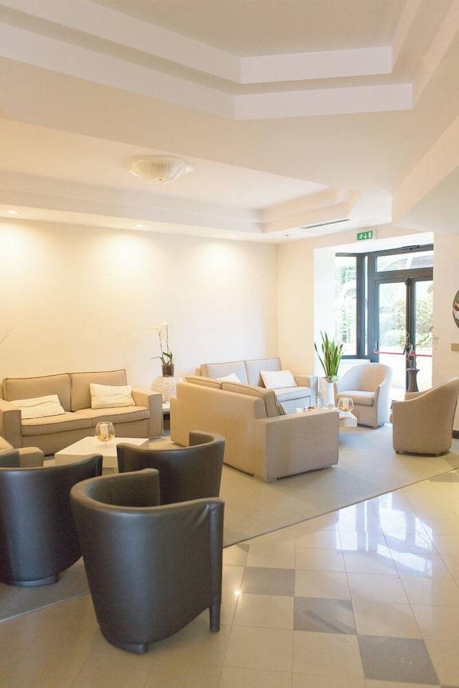 Hotel Fontana Olente 1