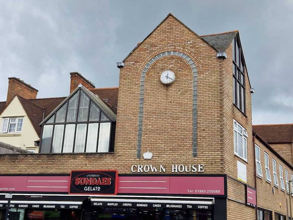 Crown House 1
