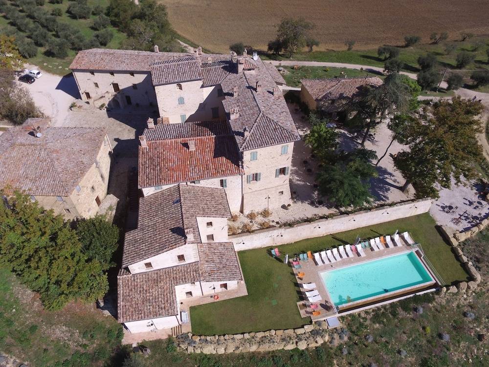 Borgo Colognola - Dimora Storica 1