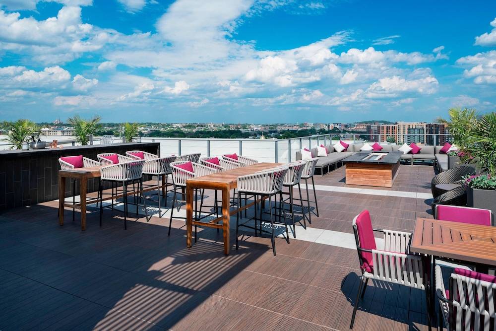 Courtyard by Marriott Washington Downtown/Convention Center 1