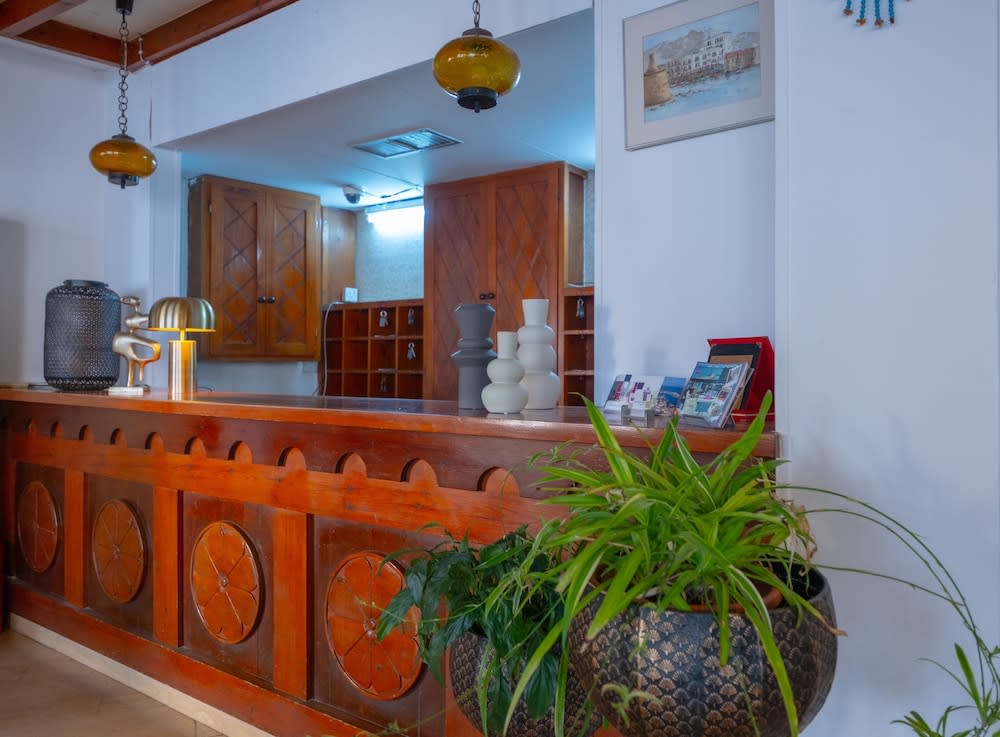 Kyrenia British Harbour Hotel 2