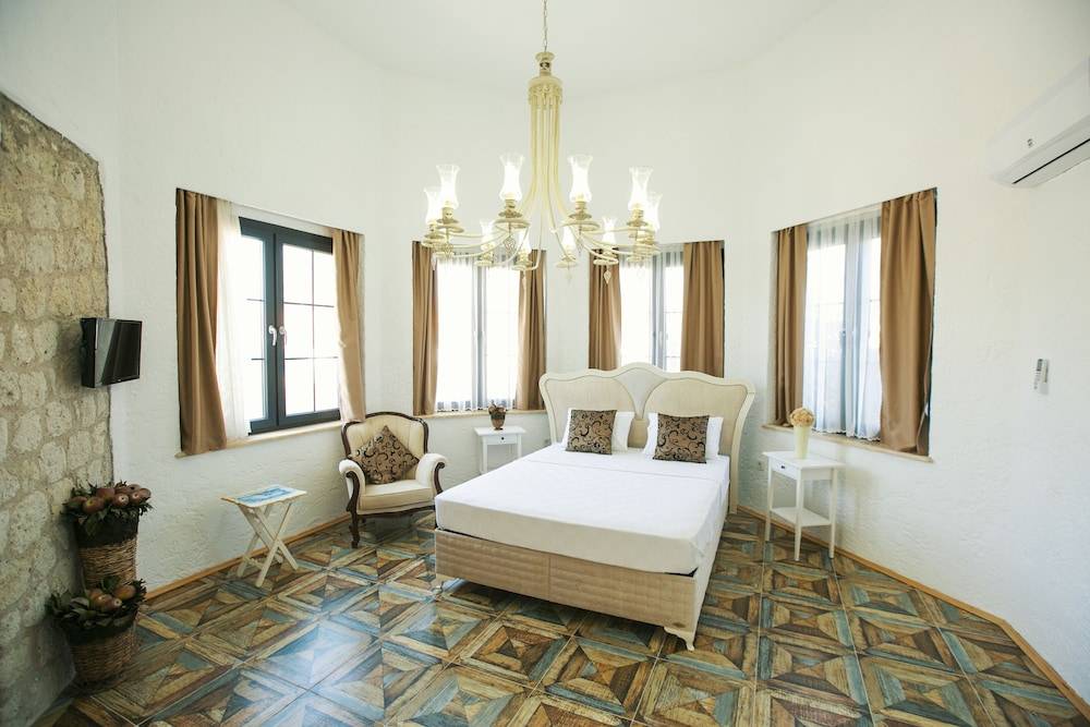 Alaçatı Albatross Hotel 2