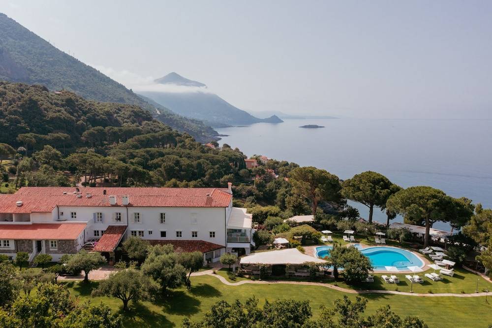 Santavenere Hotel - The Leading Hotels of the World 1