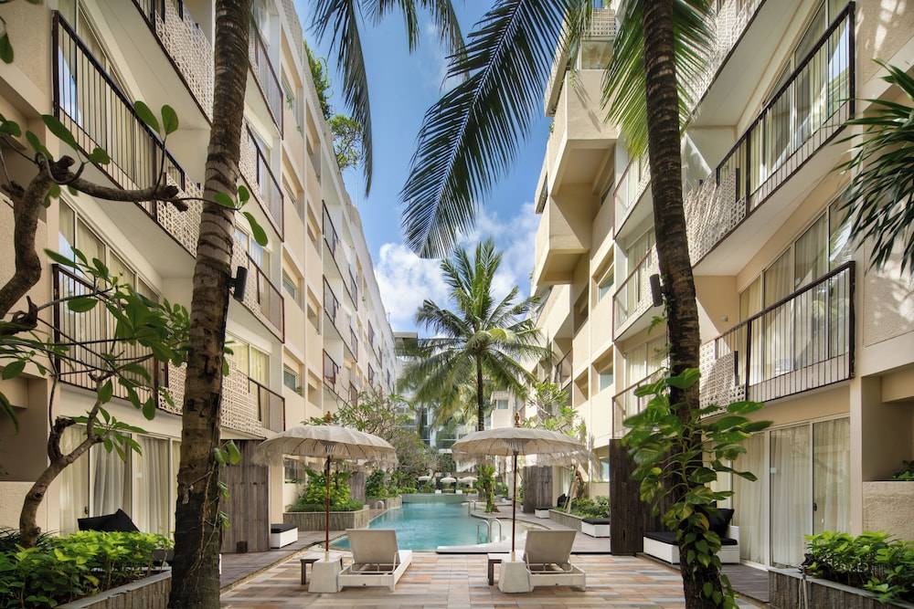 The Akmani Legian 1