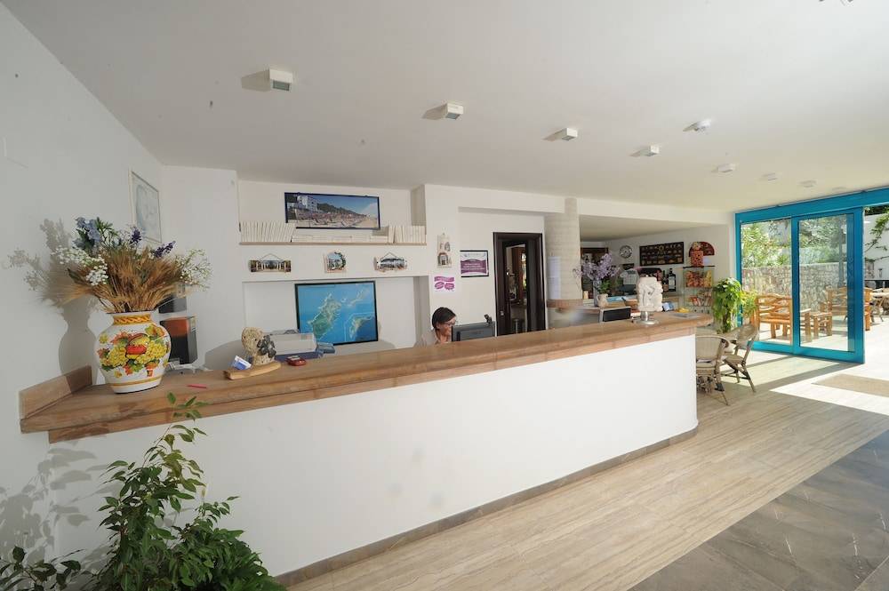 Hotel Riviera 2