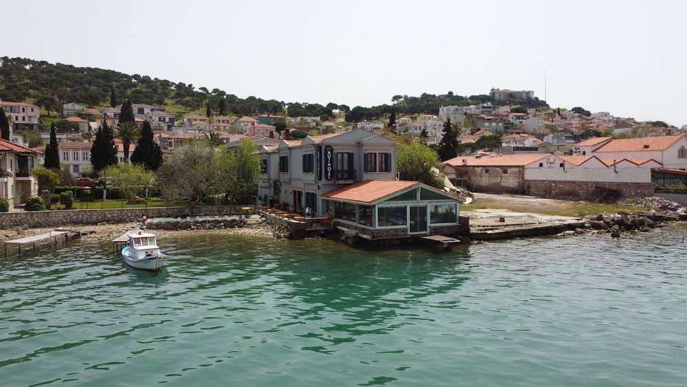 Ferahi Evler Ayvalık 1