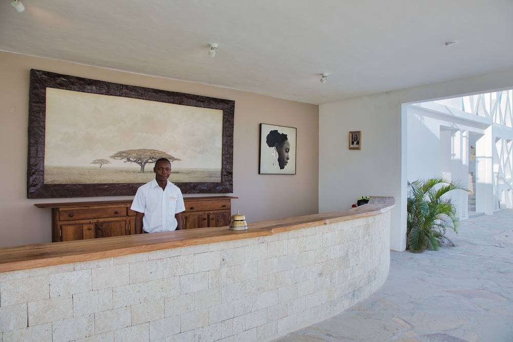 Barracuda Inn Resort 2