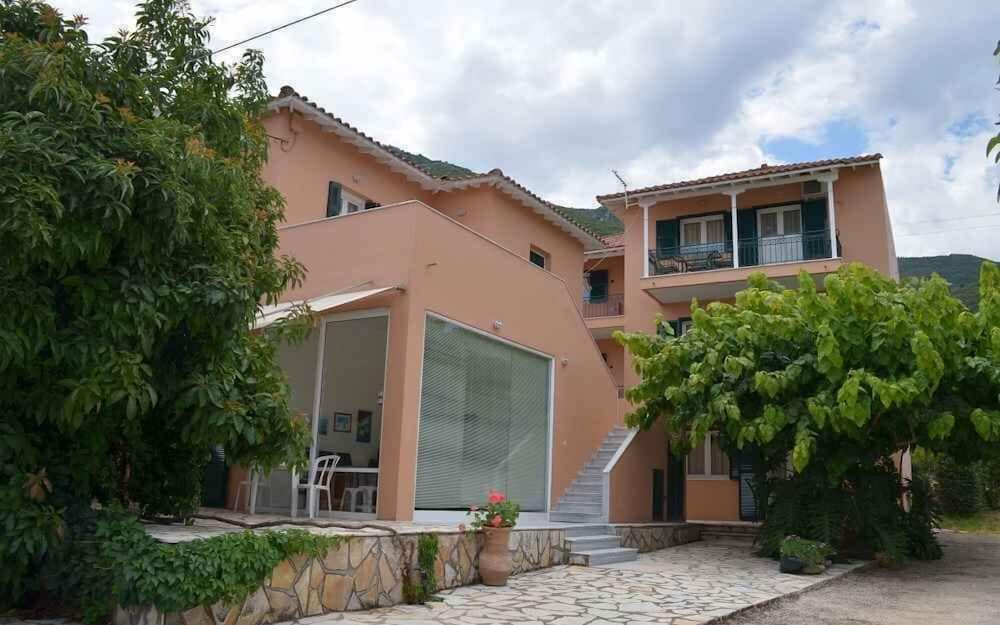 Odysseia Apartments 2