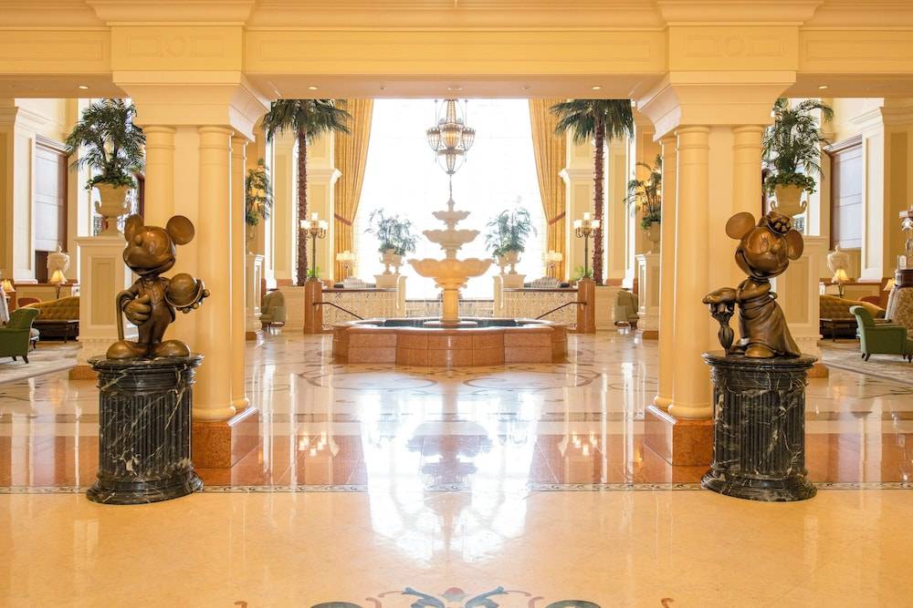Tokyo Disneyland Hotel 2