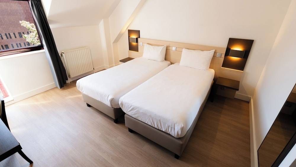 B&B HOTEL Mons Centre 1