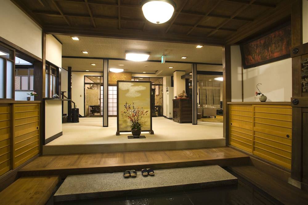 Motoyu Ishiya 2