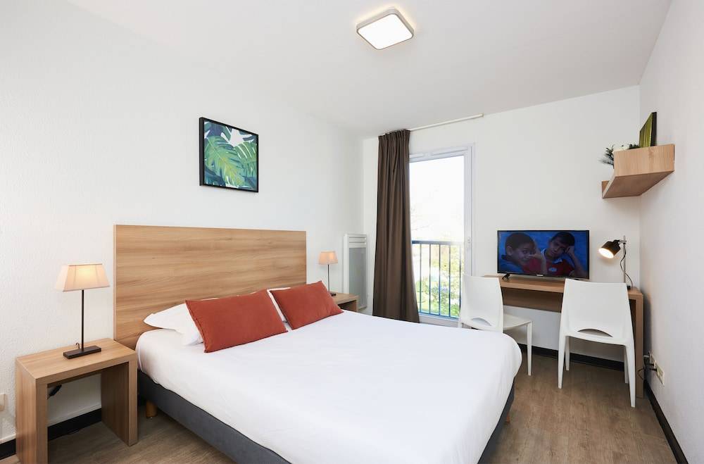 Ténéo Apparthotel Talence - Centre 1