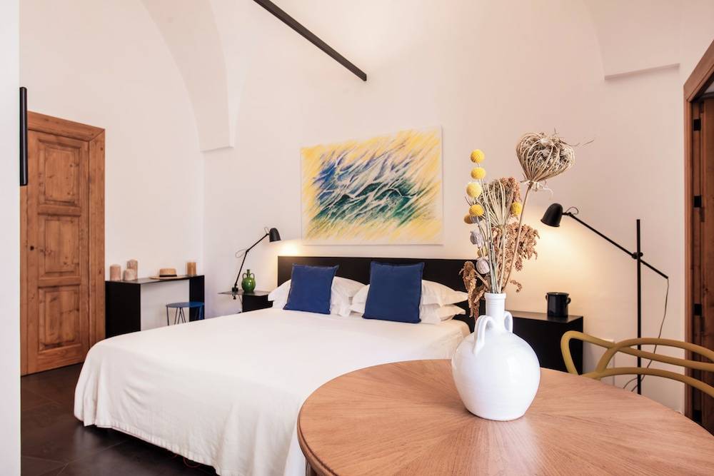Palazzo Biancofiore, suites & rooftop Ostuni 1