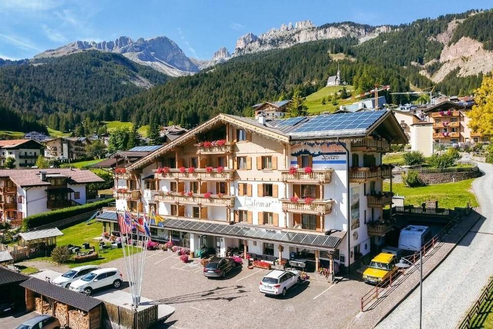 Berg Hotel Latemar Spitze 1