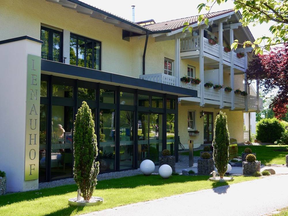 Hotel LENAUHOF - nur 3 Minuten zur Rottal Terme - 1