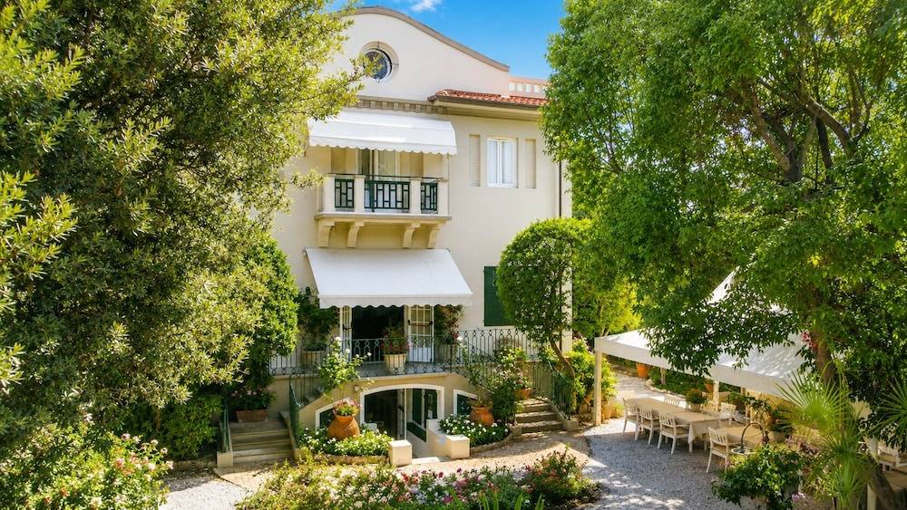Hotel Club I Pini - Boutique Hotel & Residenza d'Epoca 1
