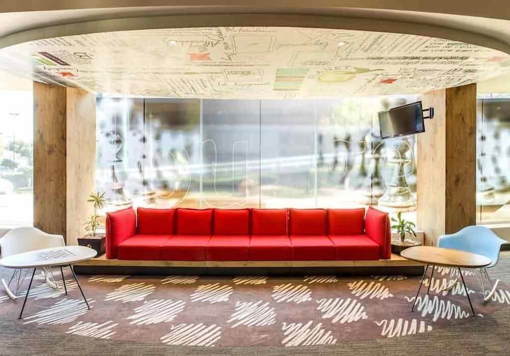 Ibis Mexico Perinorte 2