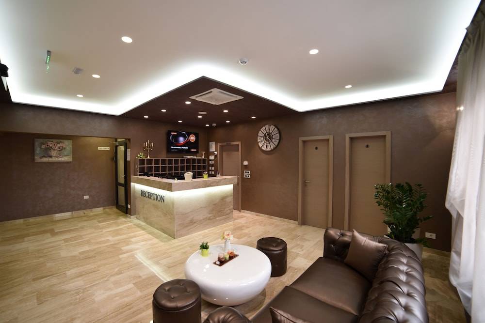 Royal Airport Hotel 2