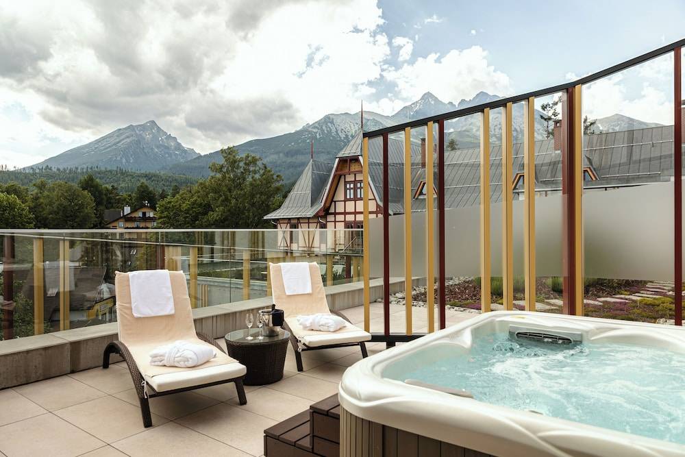 Hotel Lomnica 1