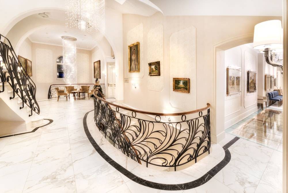 Hotel Lomnica 2