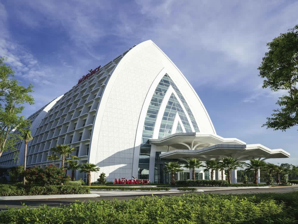 Mövenpick Hotel & Convention Centre KLIA 1