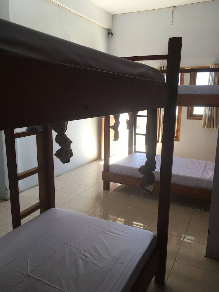Bajo Sunset Hostel 2
