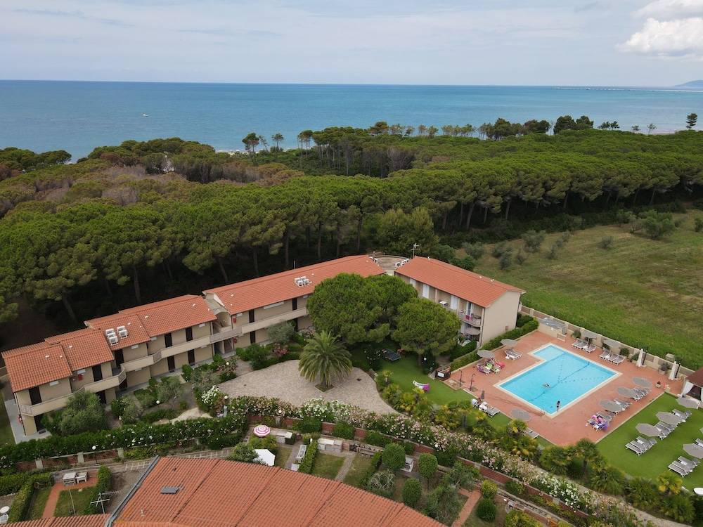 Oleandri Suite Hotel 1