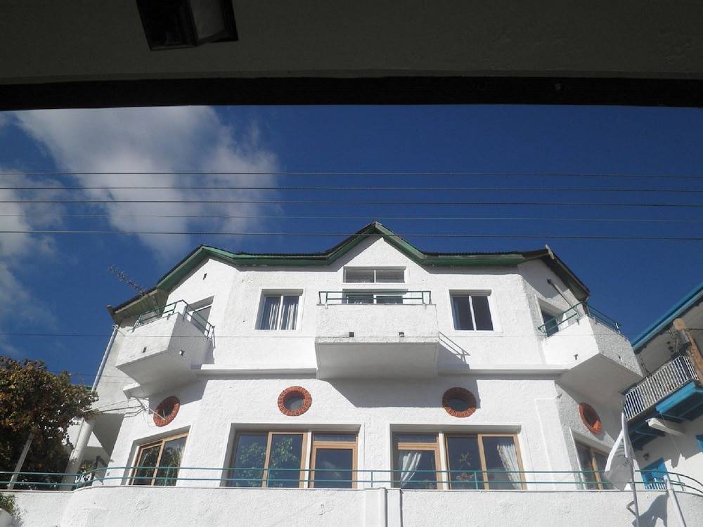 Christys Palace Hotel 1