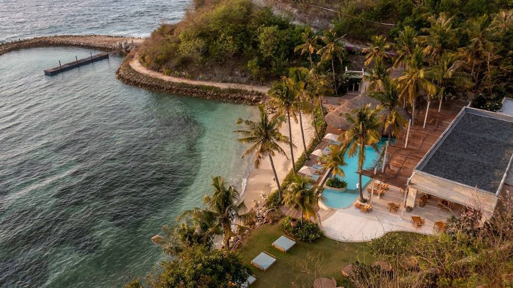 Semaya Beach Resort 1